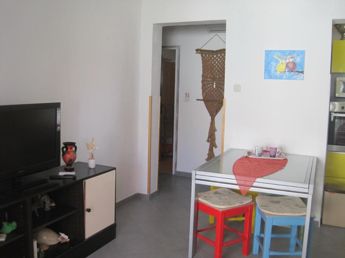 Apartments By The Sea Maslinica, Solta - 14748 Luaran gambar